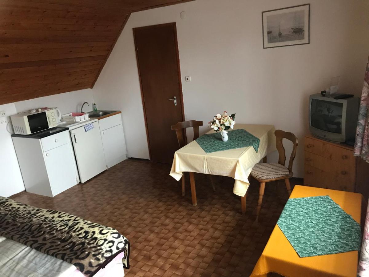 Apartman Berki Margit Hévíz Εξωτερικό φωτογραφία
